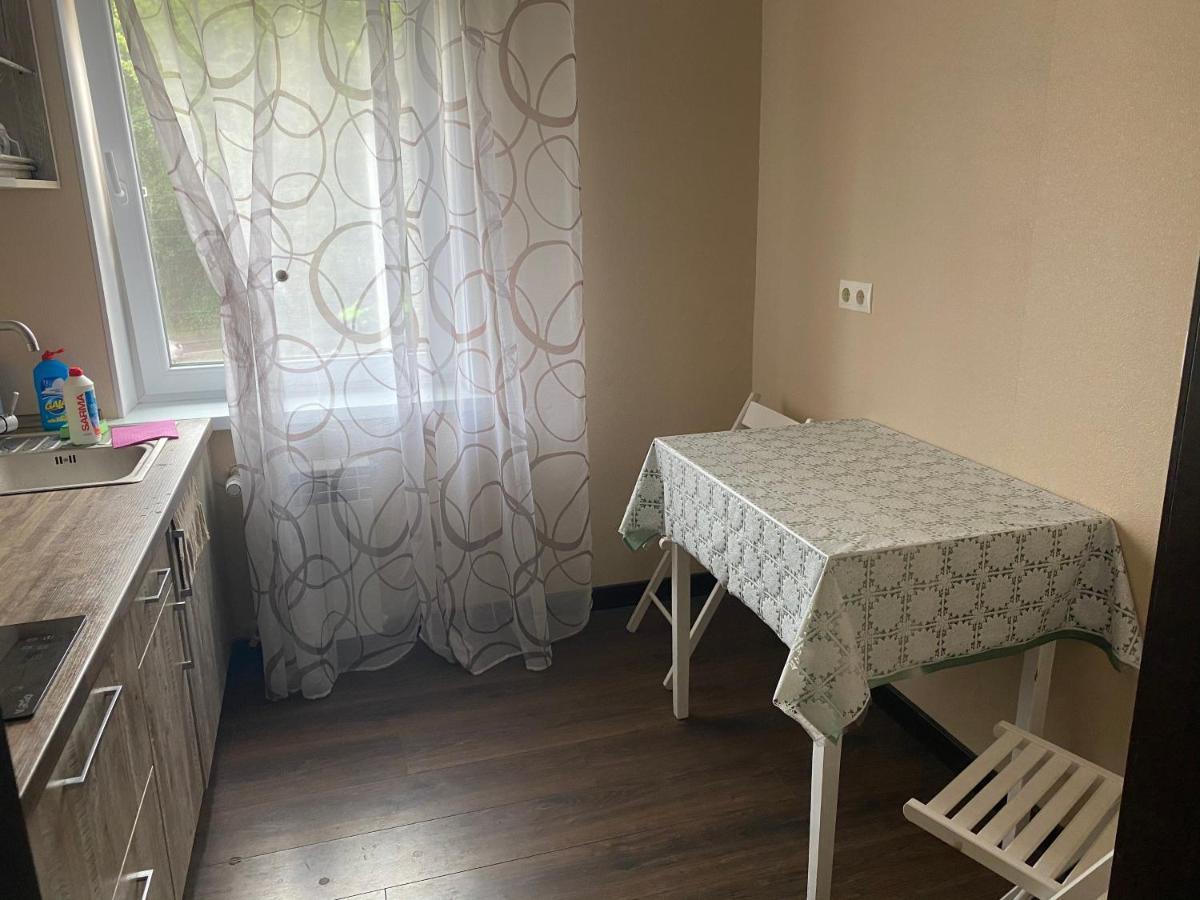 Guest House Olzhycha 45 Б 키예프 외부 사진